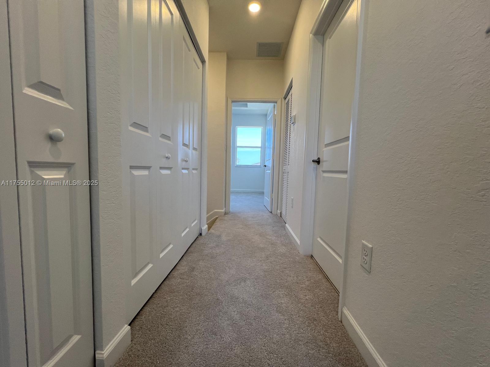 2405 Se 28th Dr 2405 Property Photo 17