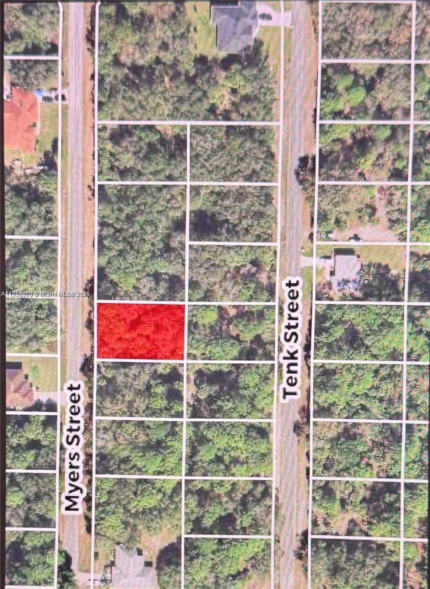 328 Myers St Property Photo 1