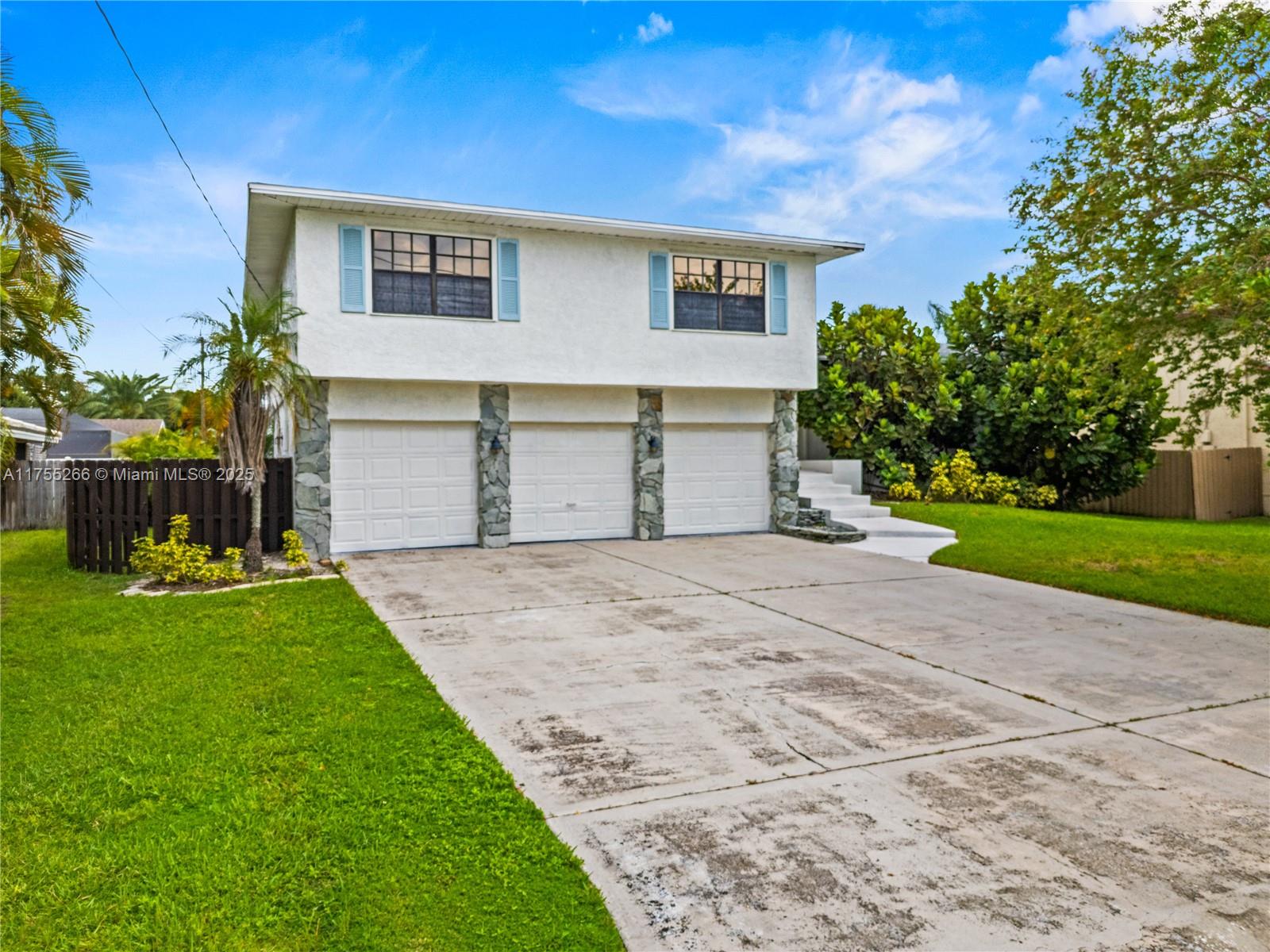 Largo Real Estate Listings Main Image