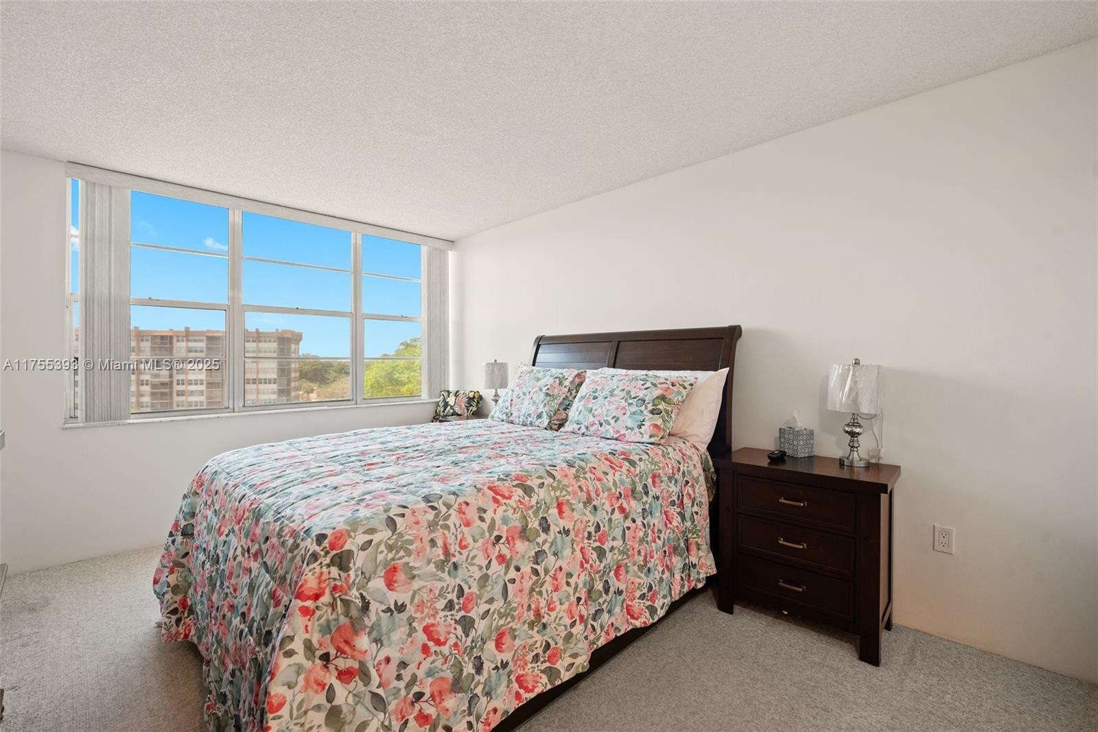 1000 Saint Charles Pl 603 Property Photo 8
