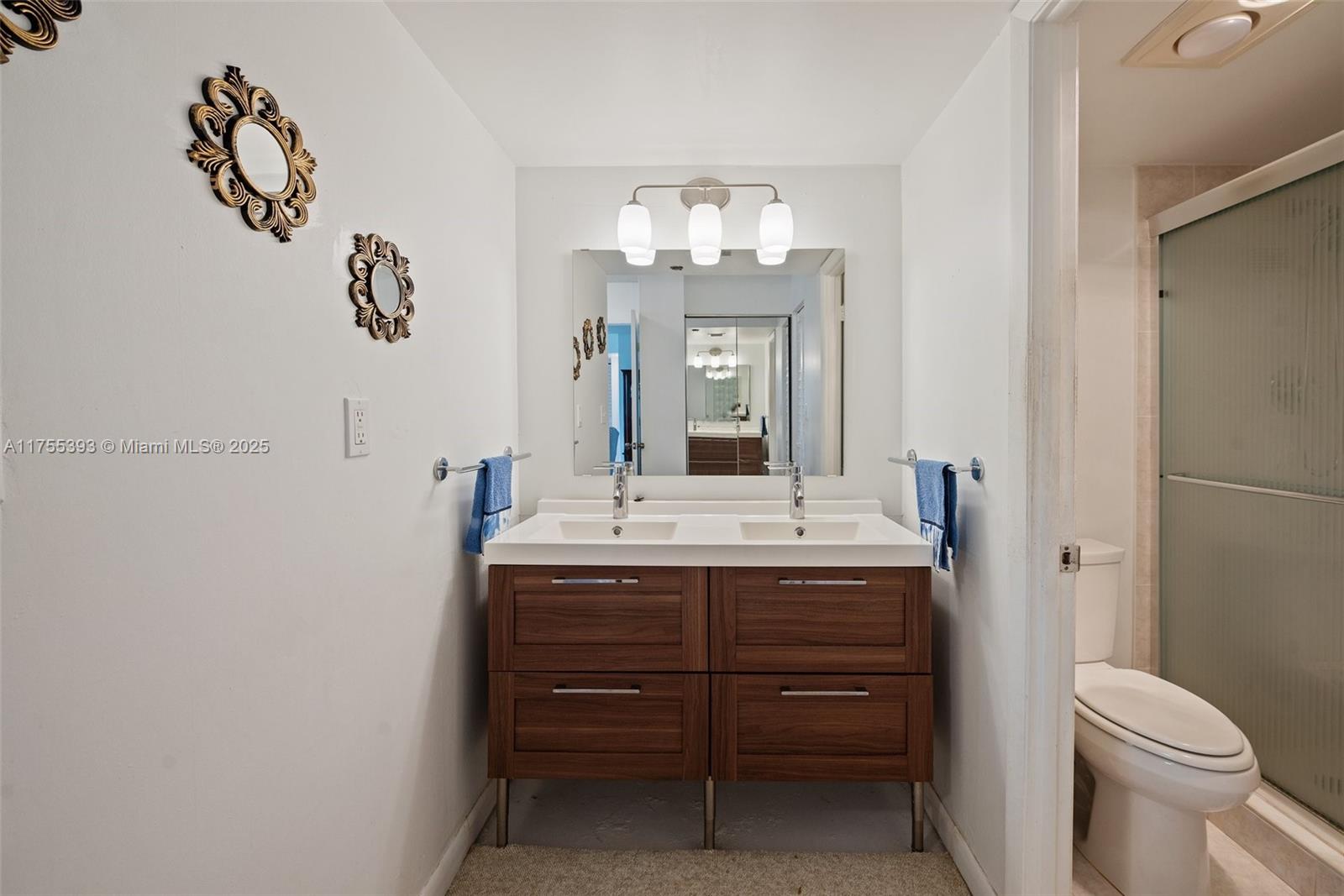 1000 Saint Charles Pl 603 Property Photo 11