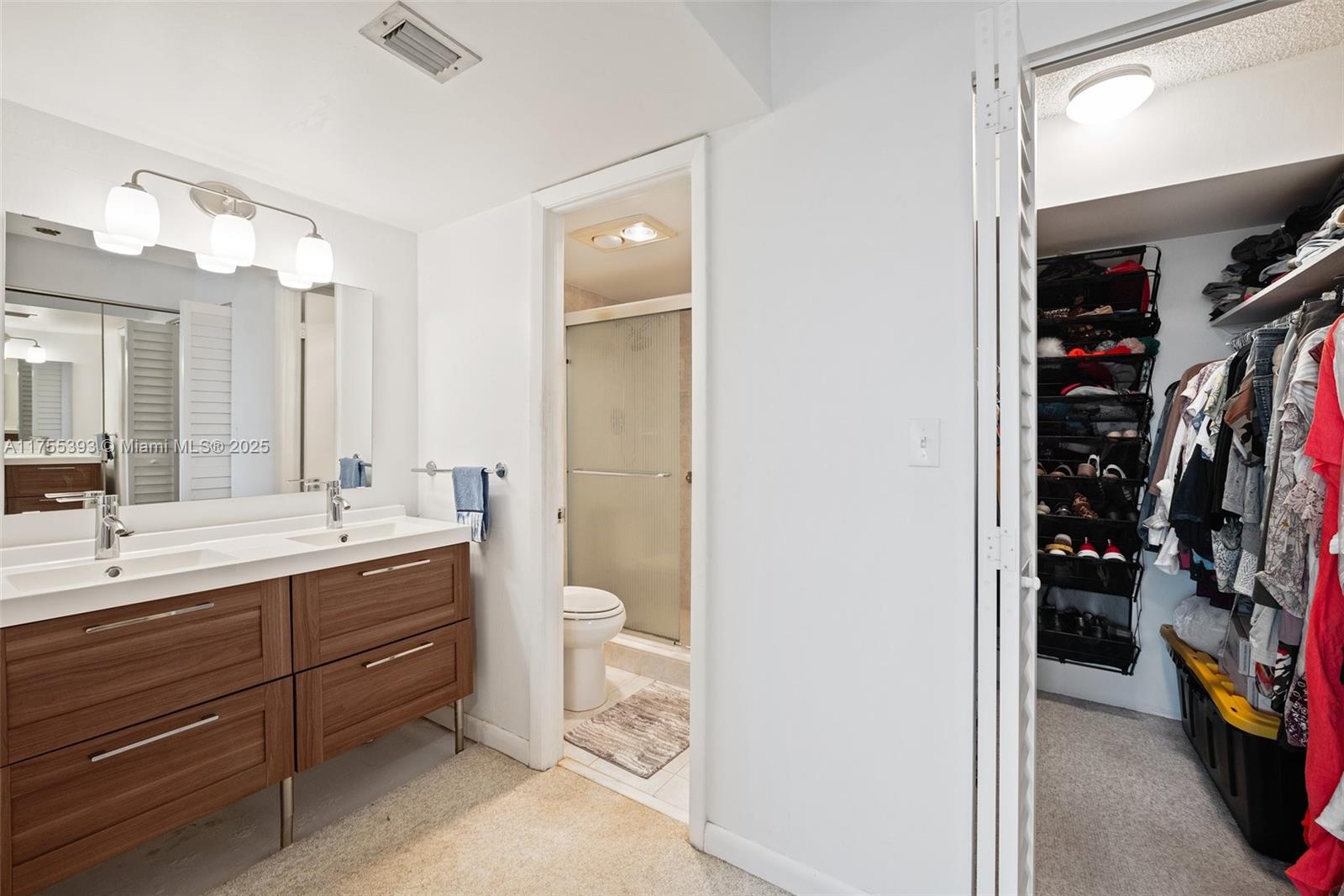 1000 Saint Charles Pl 603 Property Photo 12
