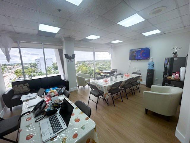 A11755531 Property Photo 6