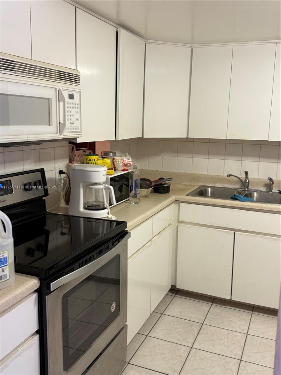 18555 Ne 14th Ave 502-b Property Photo 5