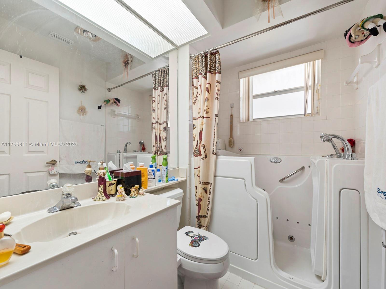 2275 Se 4th Ct Property Photo 14
