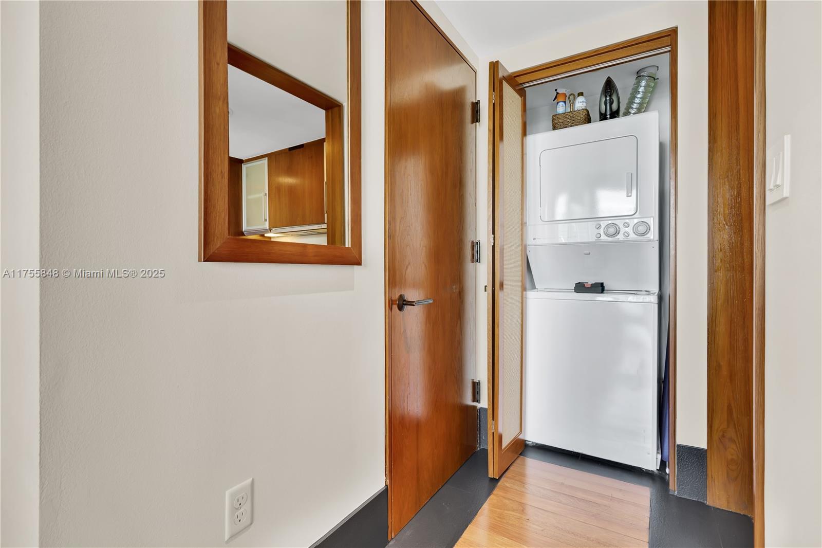 101 20 1803/5 Property Photo 13
