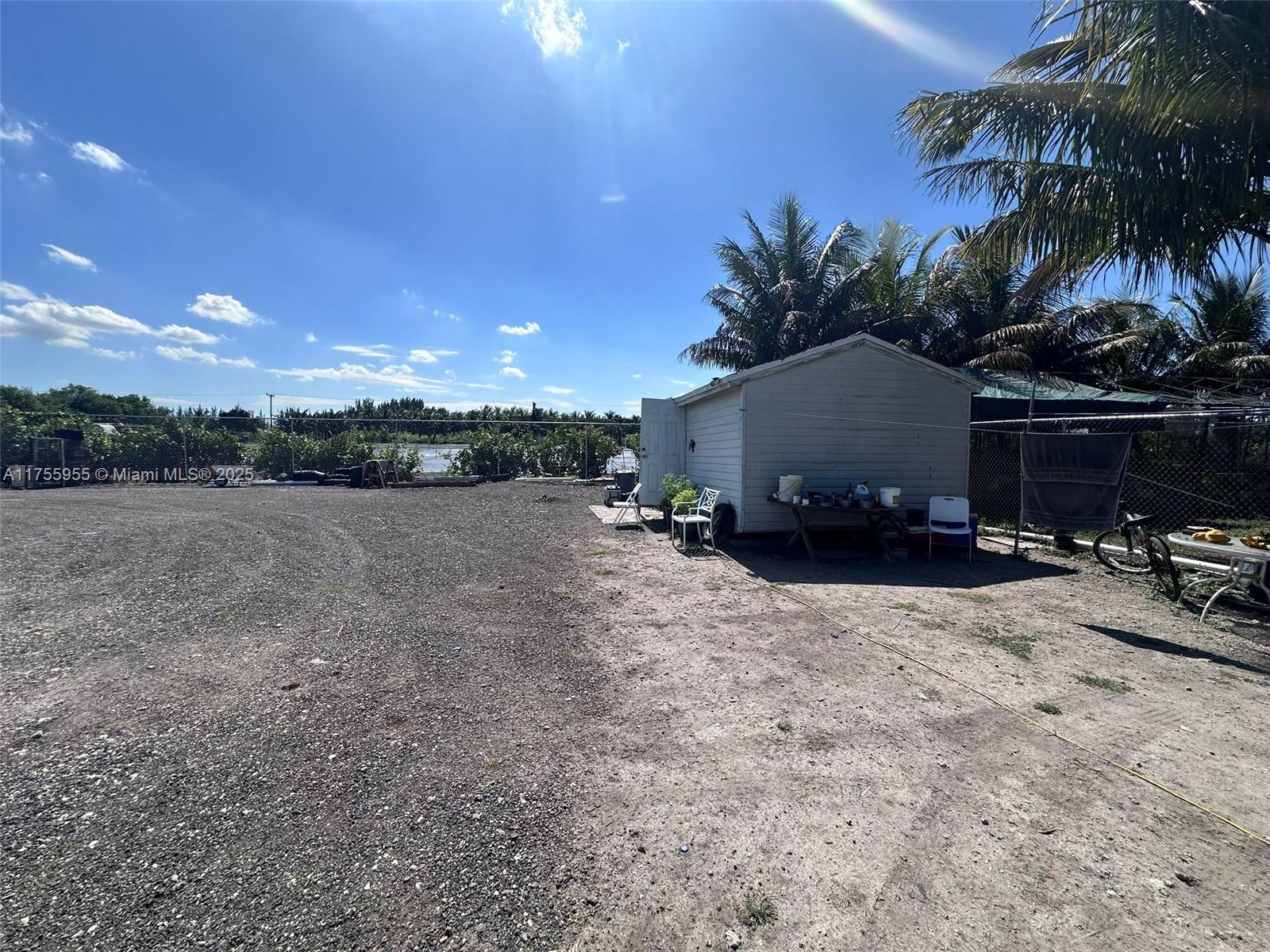 Property Photo 23