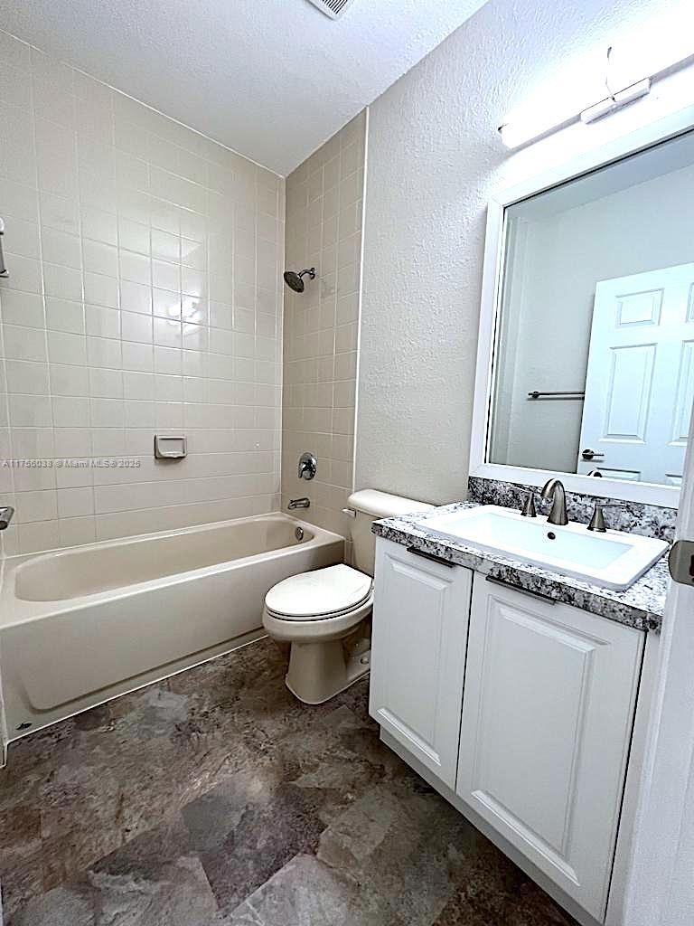 2436 Se 14th Ave 279 Property Photo 7