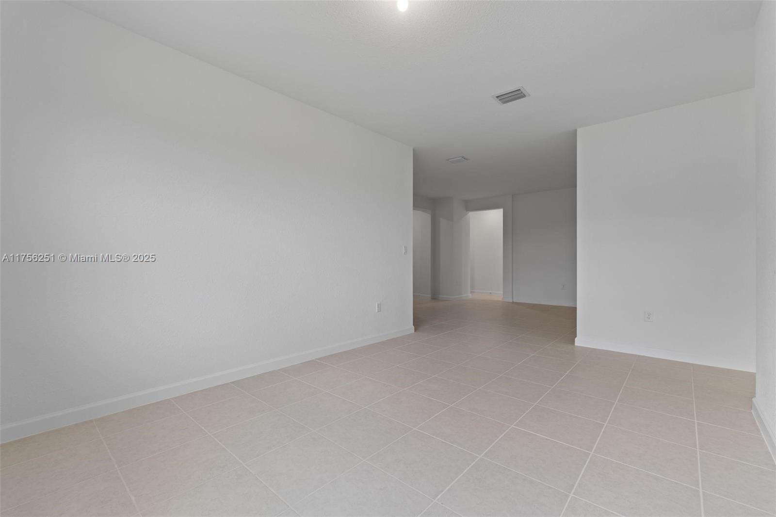 2720 Se 23 Ave 2720 Property Photo 23
