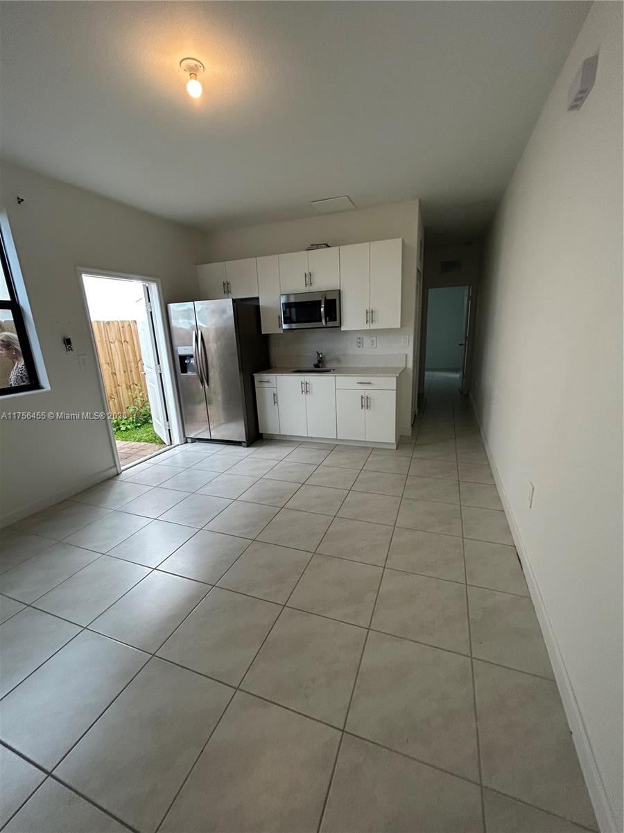24030 Sw 119th Pl Efficiency Property Photo 3