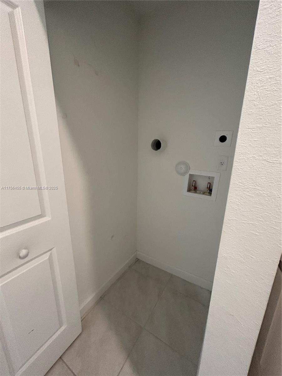 24030 Sw 119th Pl Efficiency Property Photo 5