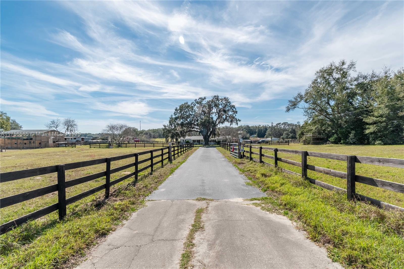 32195 Real Estate Listings Main Image