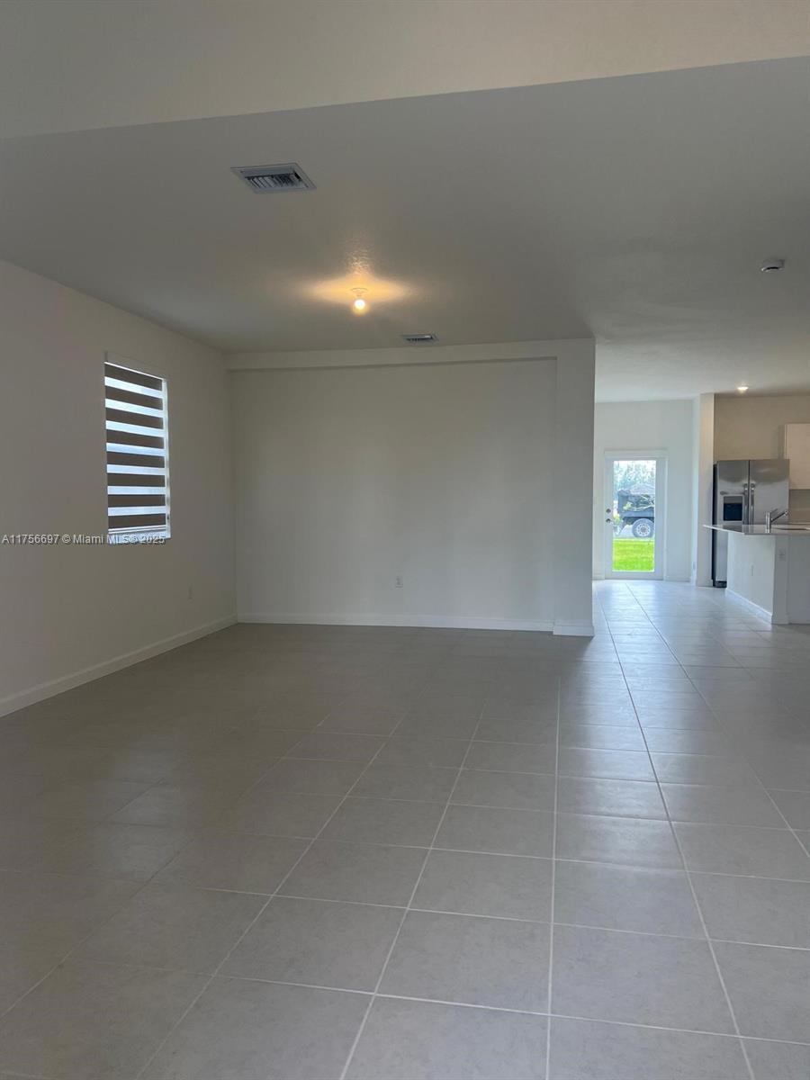 2330 Se 28 Dr 2330 Property Photo 11