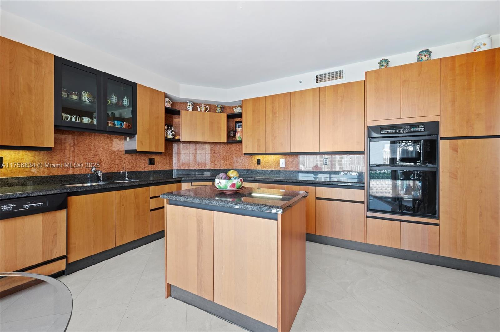 17555 Collins Ave 1607 Property Photo 12