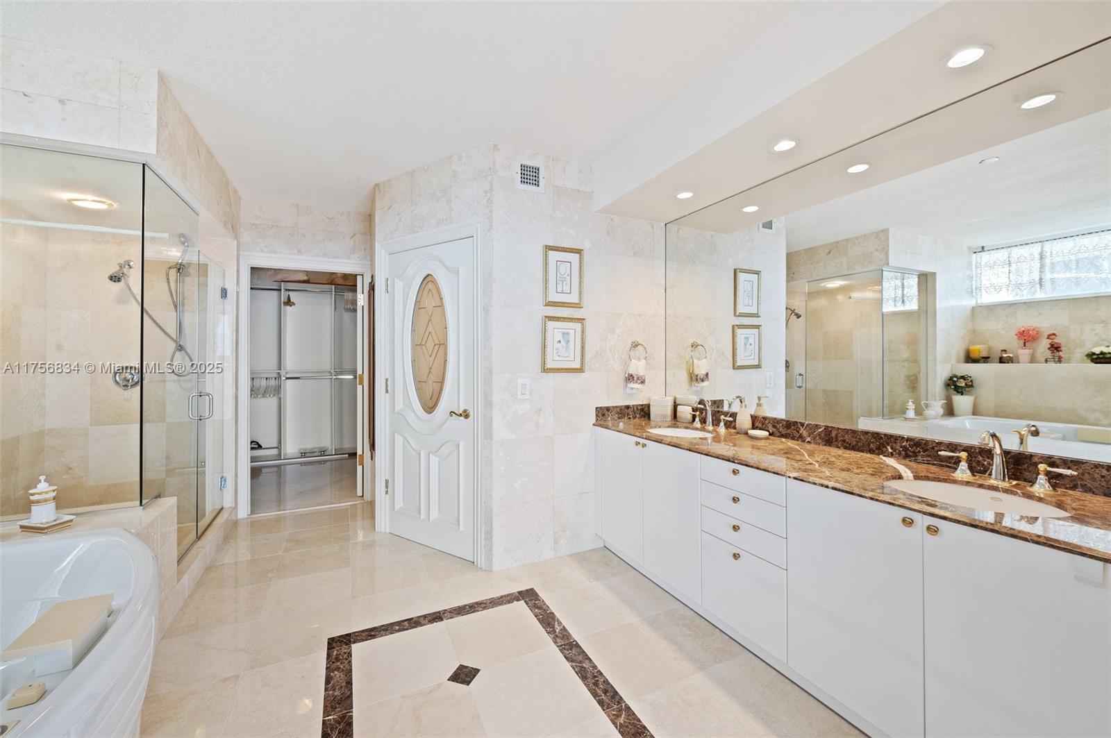 17555 Collins Ave 1607 Property Photo 21