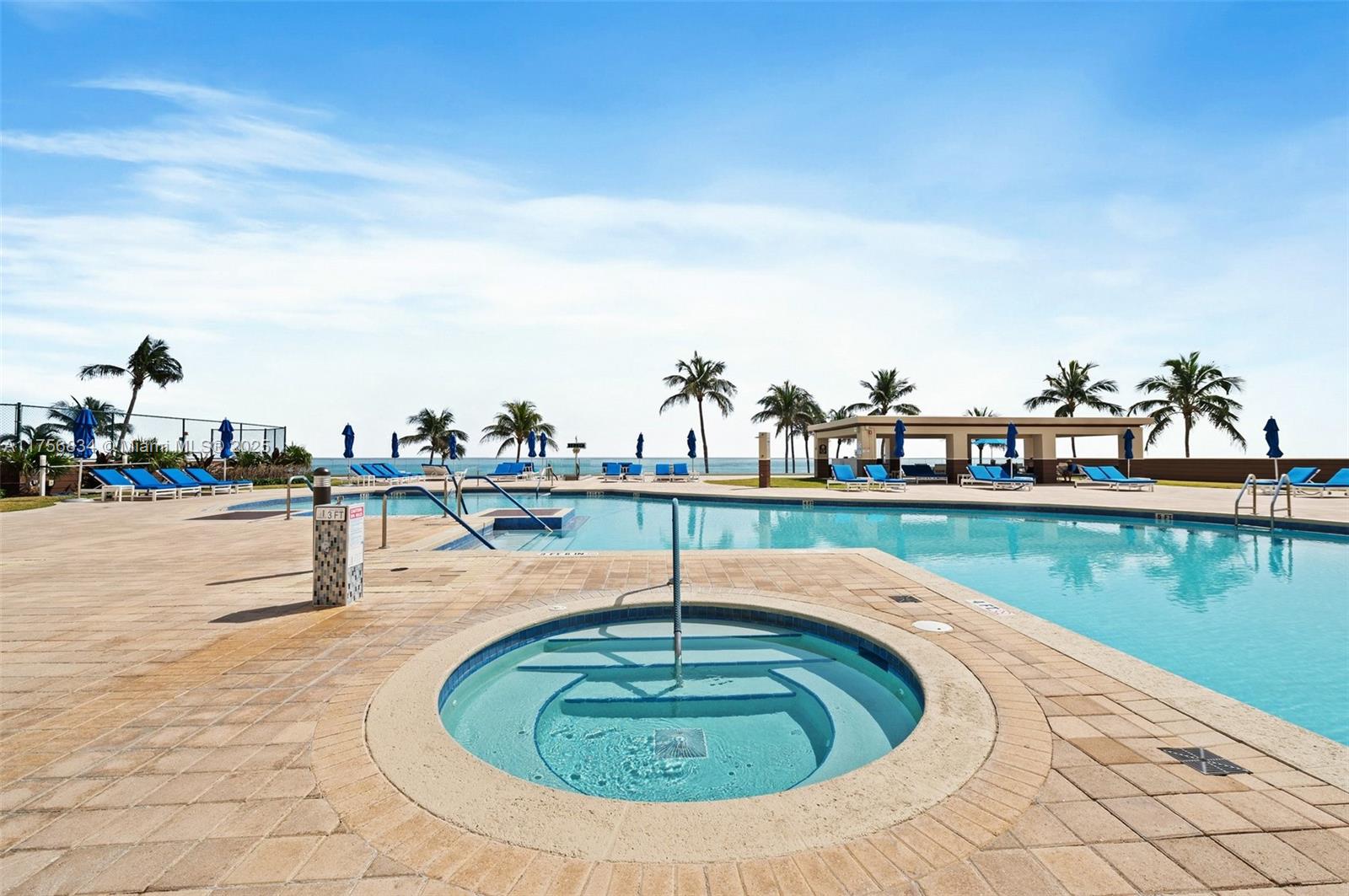 17555 Collins Ave 1607 Property Photo 32