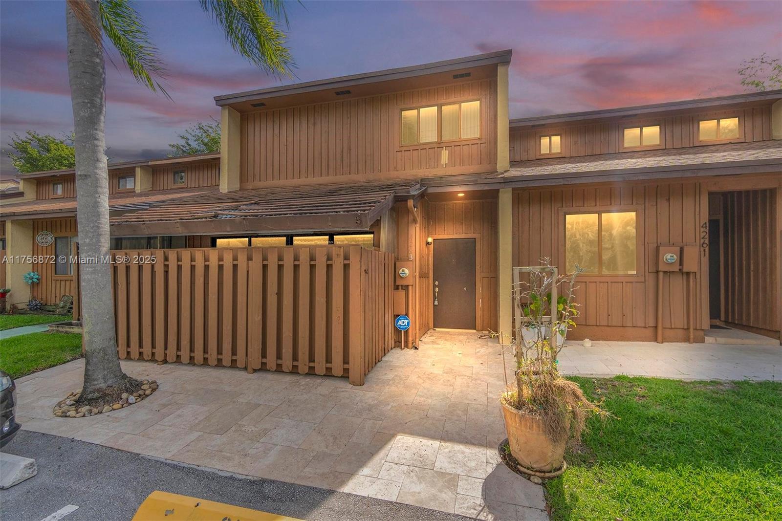 4263 S Pine Island Rd Property Photo 1