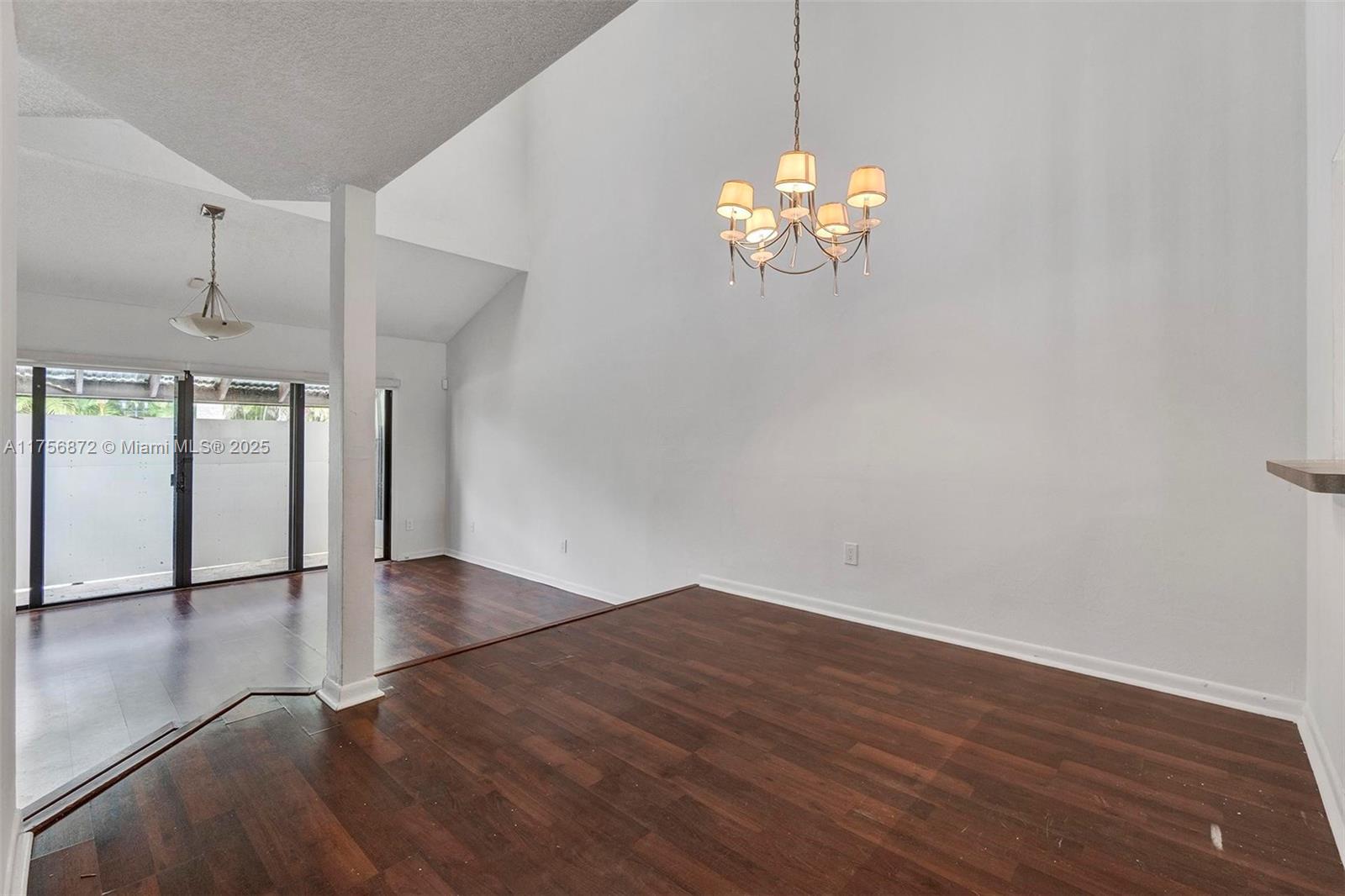 4263 S Pine Island Rd Property Photo 4