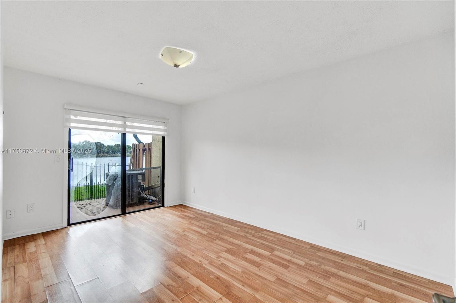 4263 S Pine Island Rd Property Photo 13