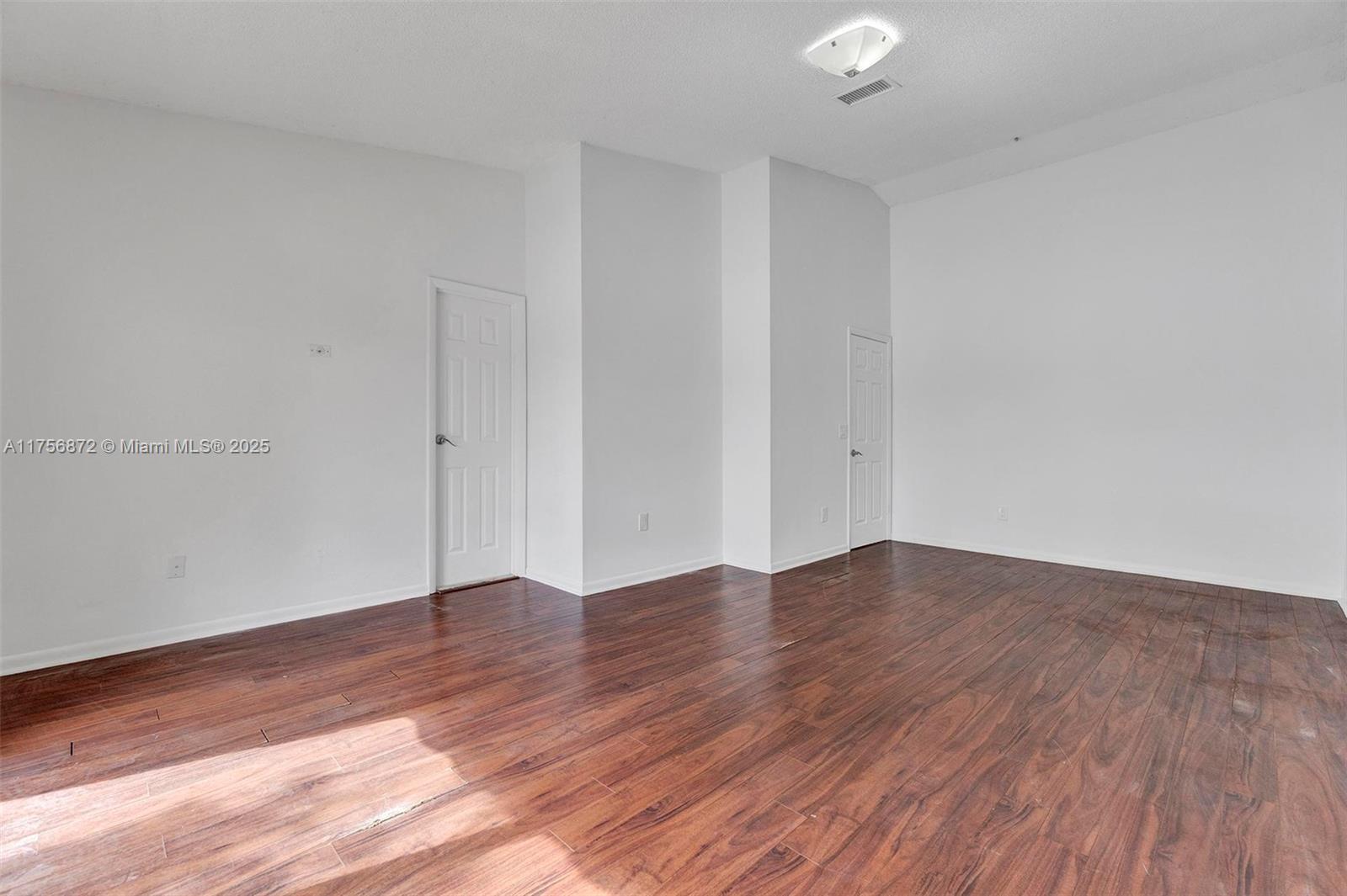 4263 S Pine Island Rd Property Photo 16