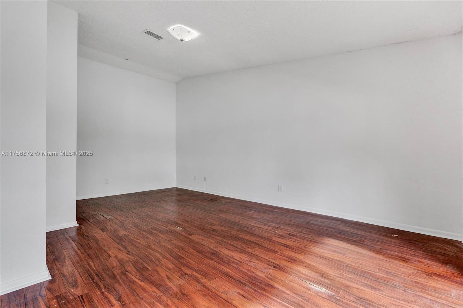 4263 S Pine Island Rd Property Photo 18