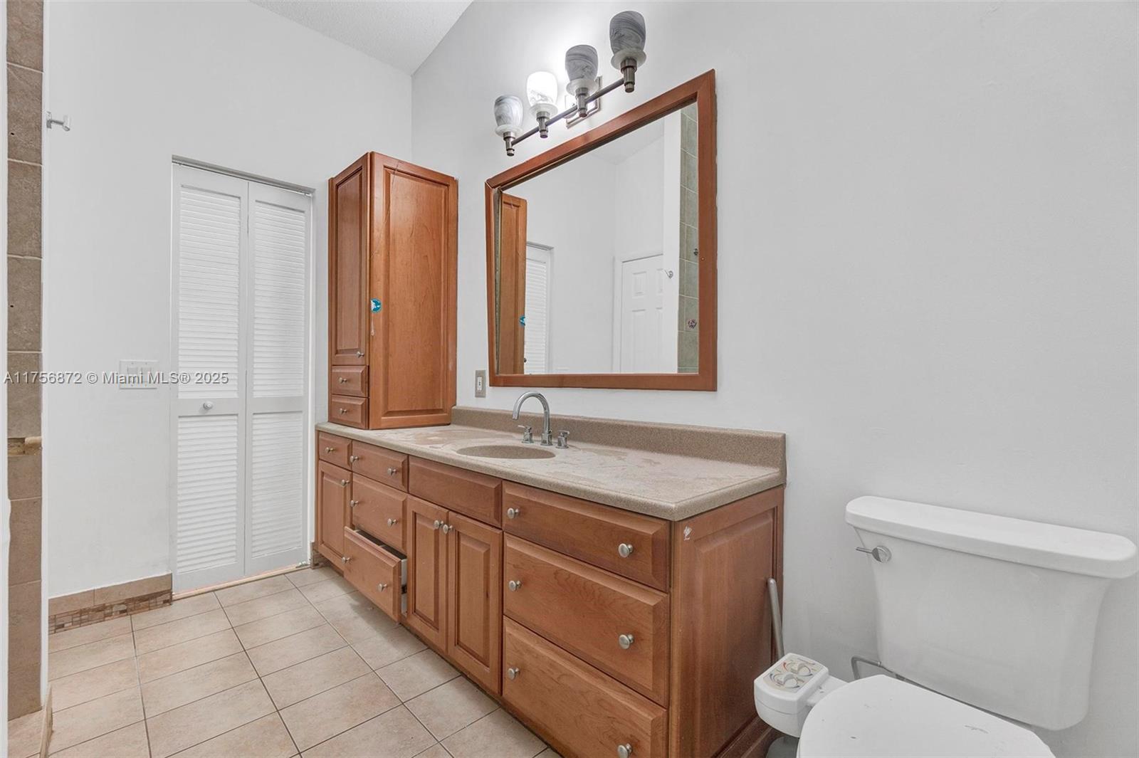 4263 S Pine Island Rd Property Photo 21