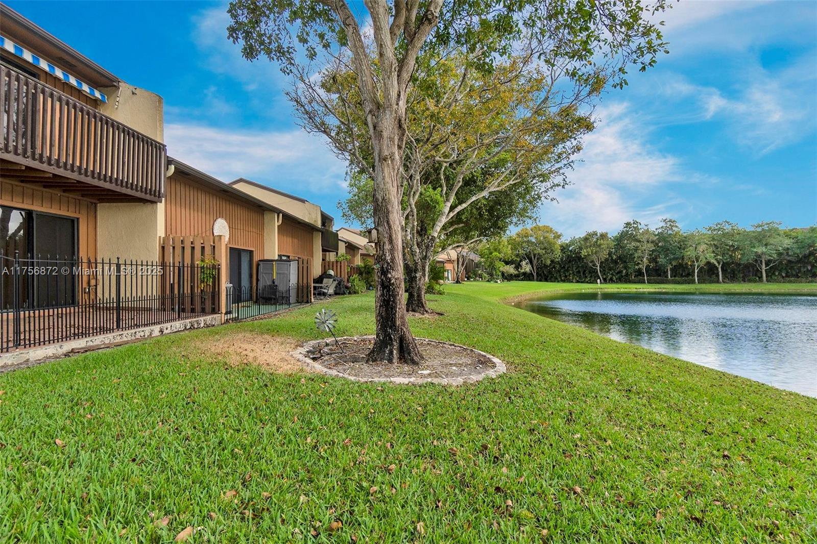 4263 S Pine Island Rd Property Photo 26