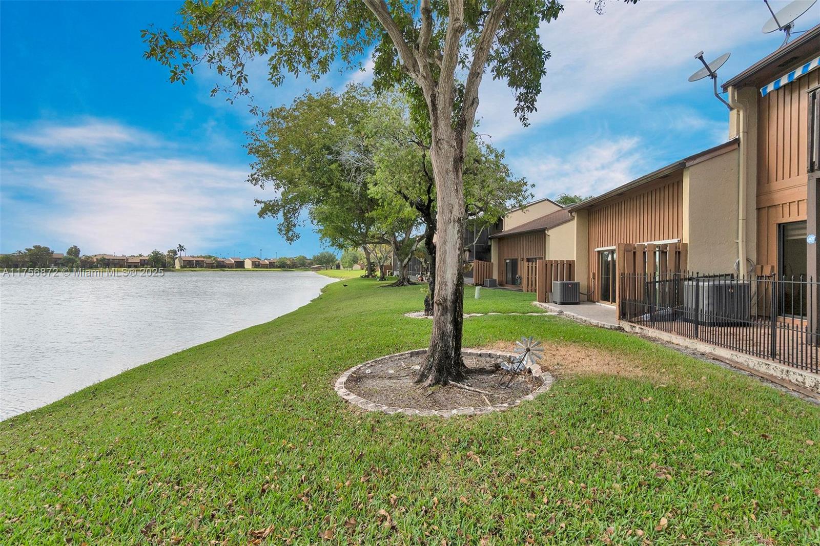 4263 S Pine Island Rd Property Photo 30