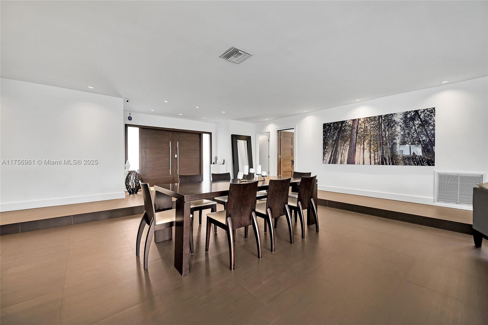 2120 Ne 204th St 0 Property Photo 10