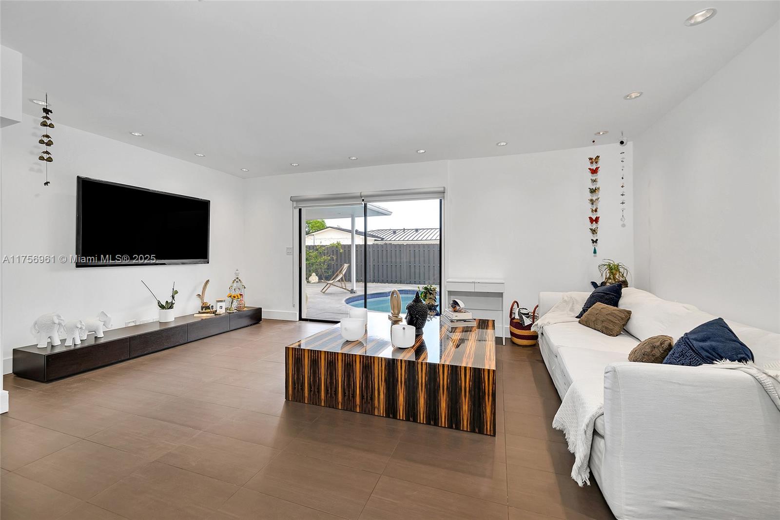 2120 Ne 204th St 0 Property Photo 23