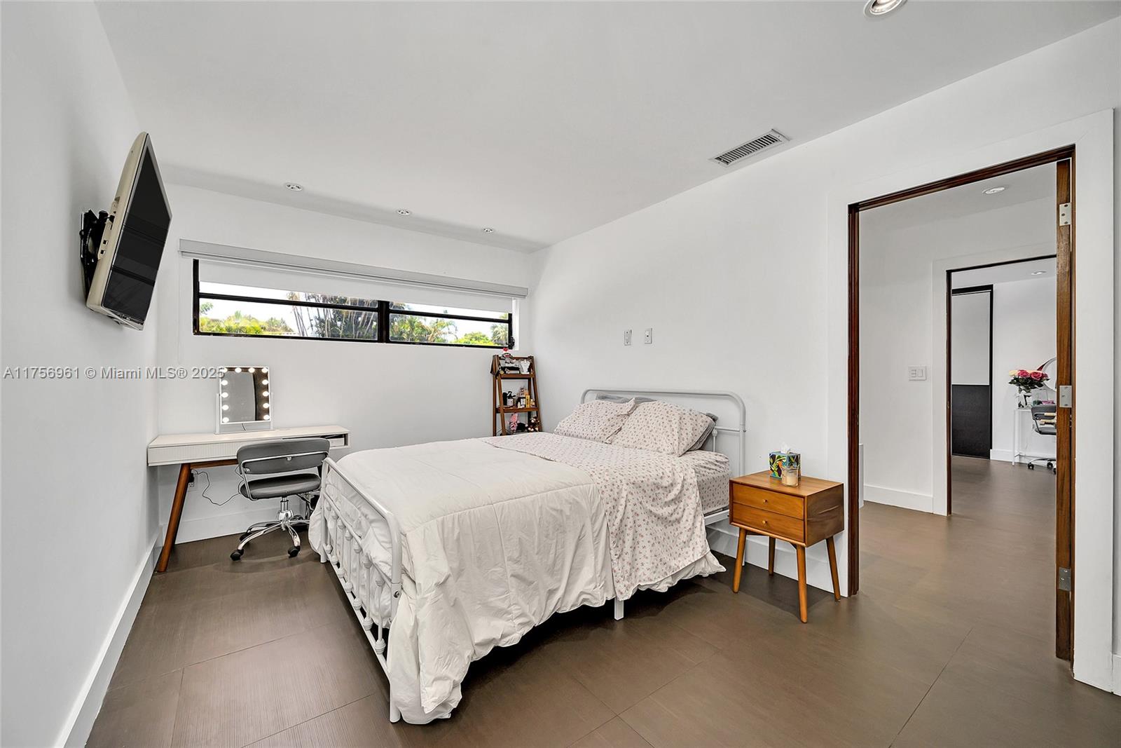 2120 Ne 204th St 0 Property Photo 27