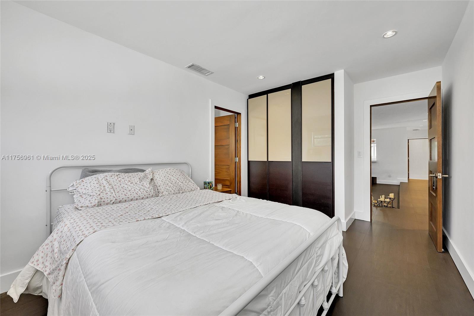 2120 Ne 204th St 0 Property Photo 28