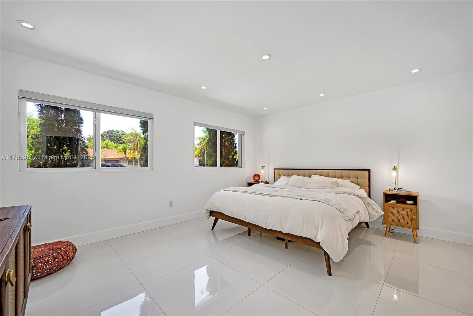 2120 Ne 204th St 0 Property Photo 33