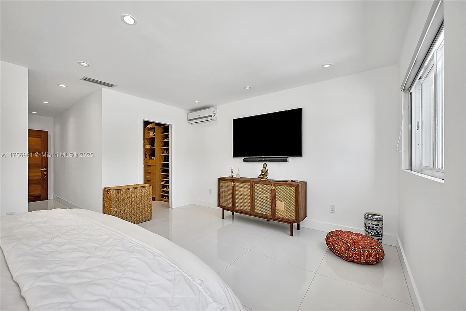 2120 Ne 204th St 0 Property Photo 34