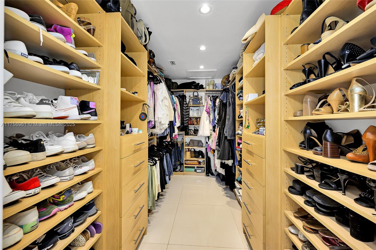 2120 Ne 204th St 0 Property Photo 35