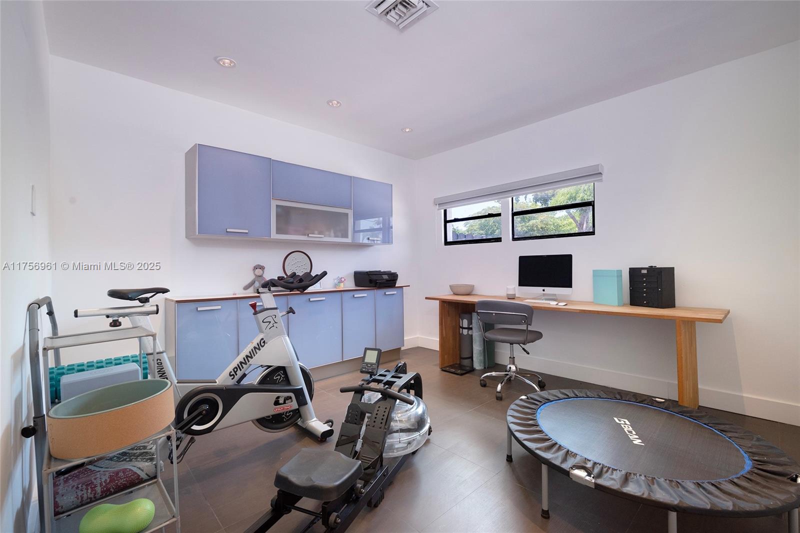 2120 Ne 204th St 0 Property Photo 37