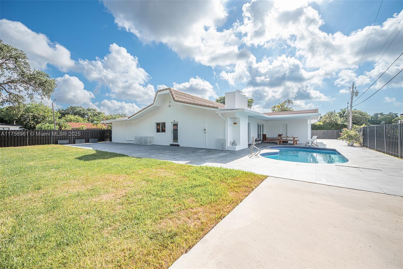 2120 Ne 204th St 0 Property Photo 41