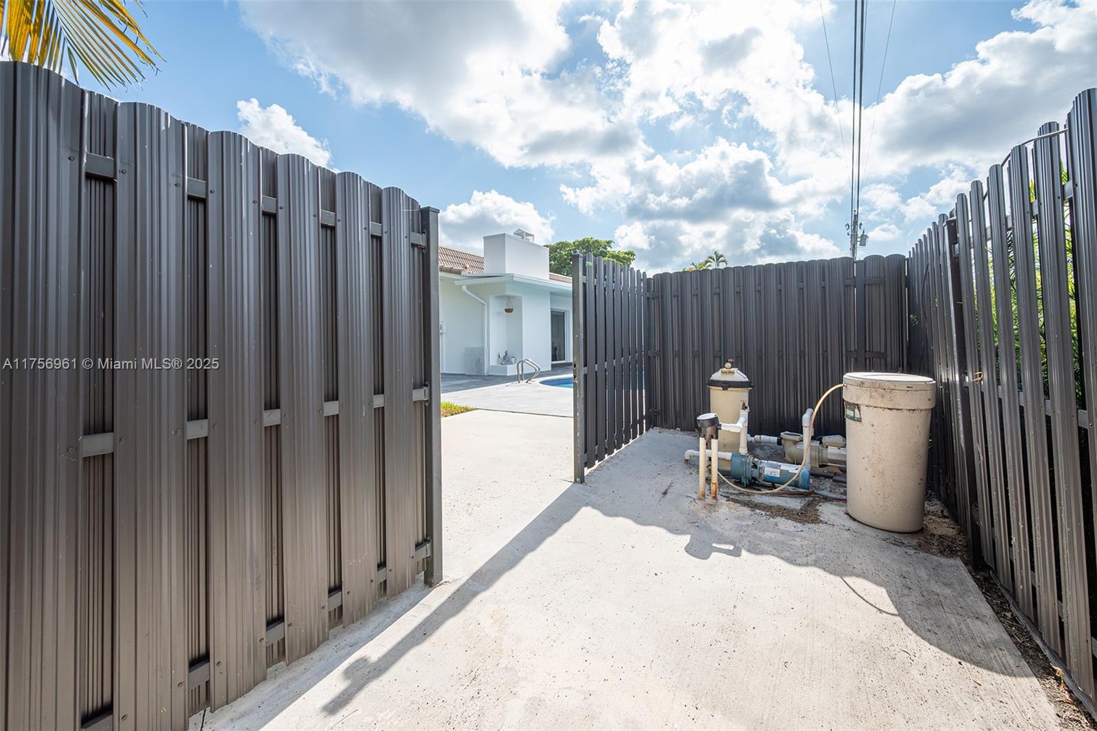 2120 Ne 204th St 0 Property Photo 43