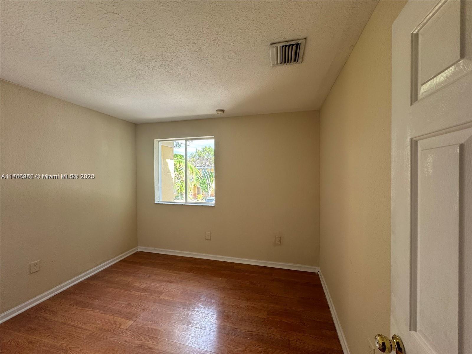 2626 Se 14th Ave 307 Property Photo 4