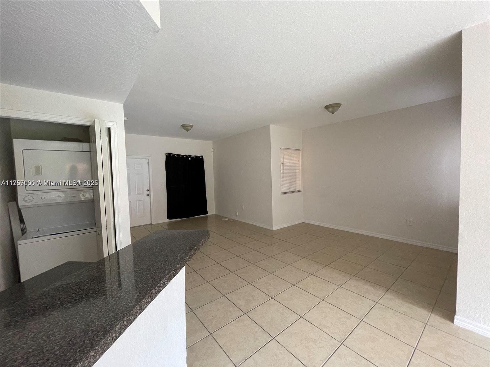 948 Sw 6th Ct 948 Property Photo 2