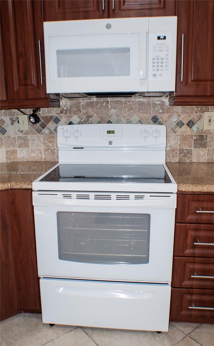 12080 Sw 248th Ter 12080 Property Photo 11