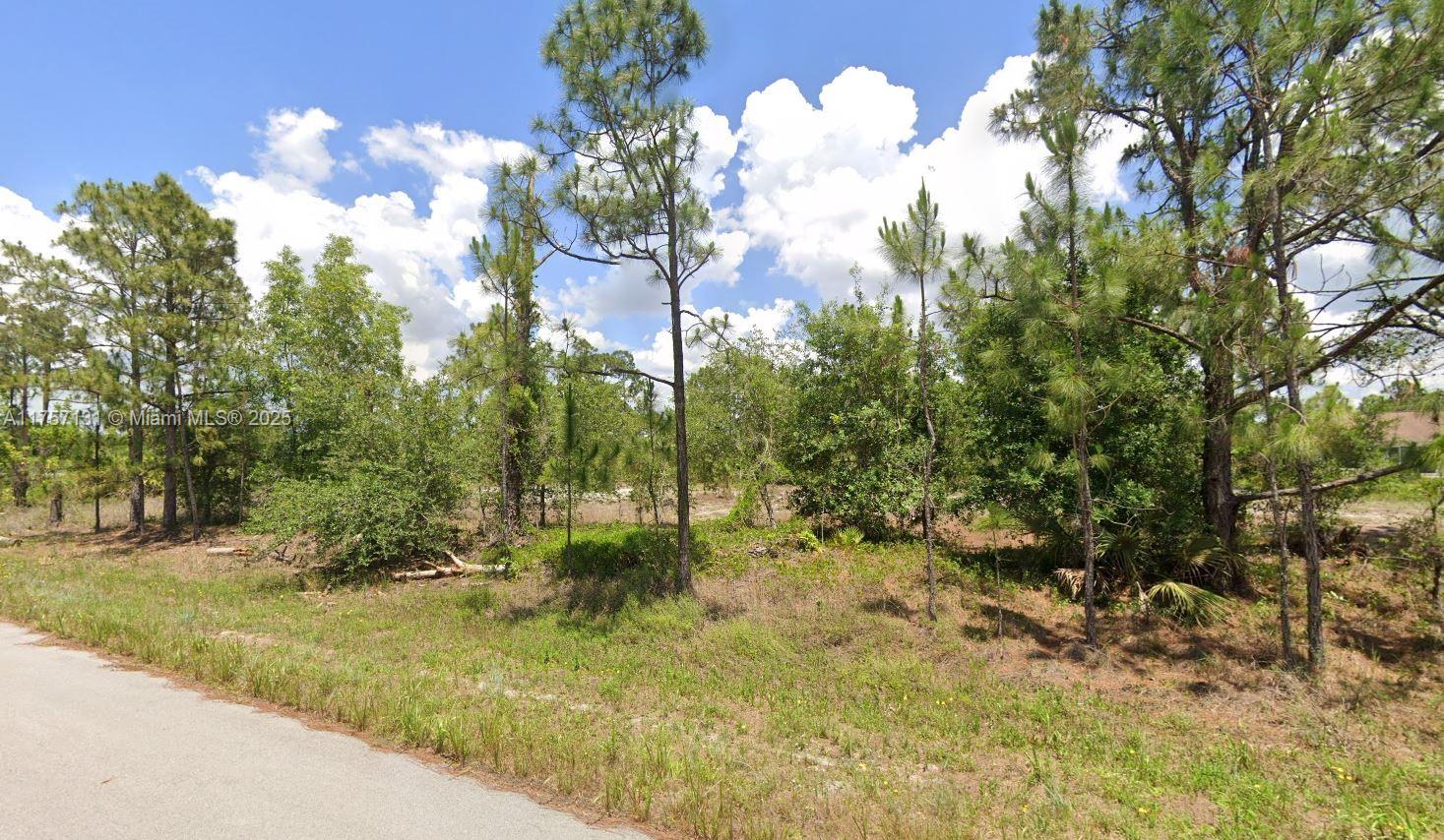 941 Garnet Ave Property Photo 1
