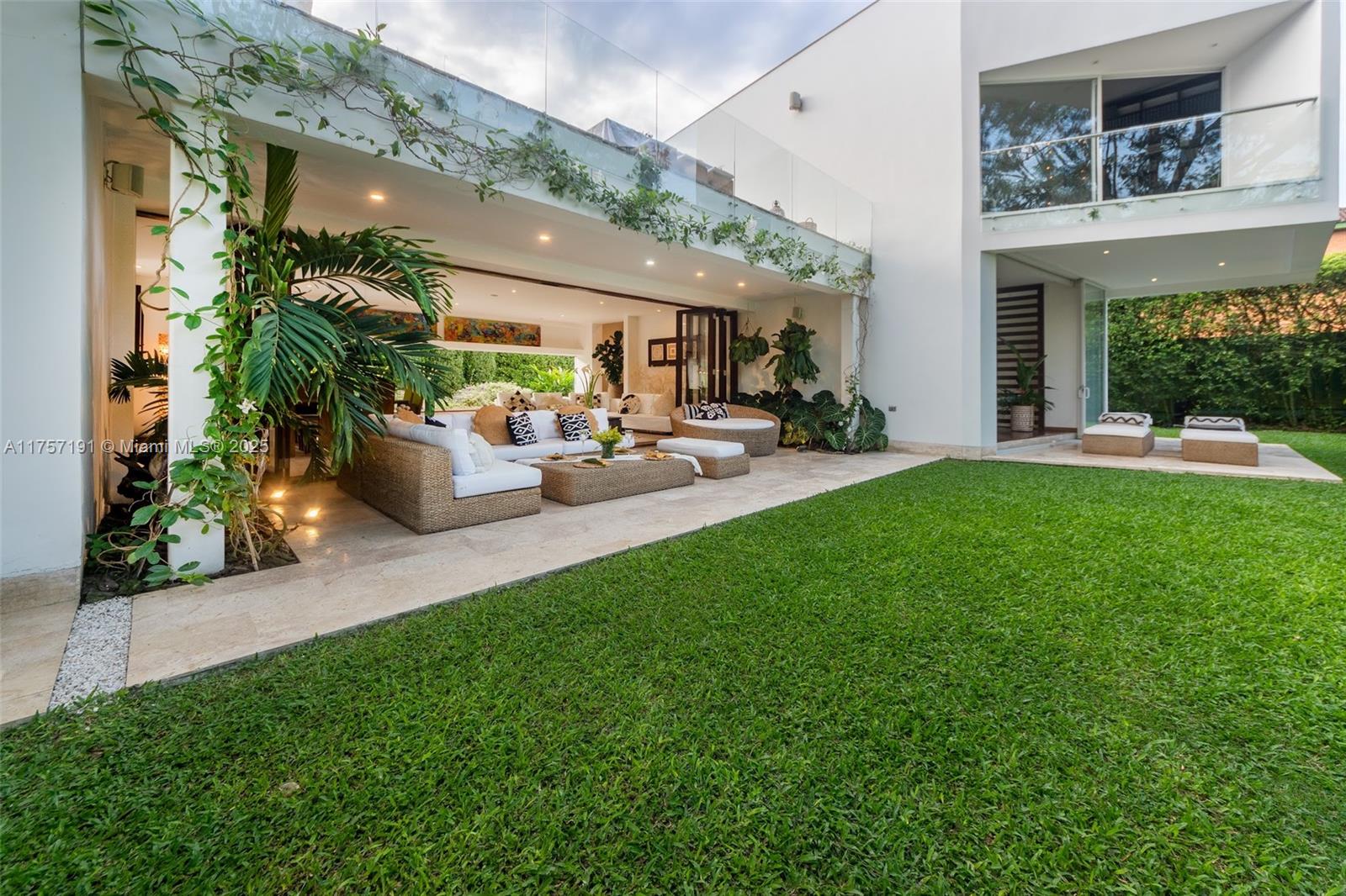 Carrera 142 N 18 A 80 Property Photo 6