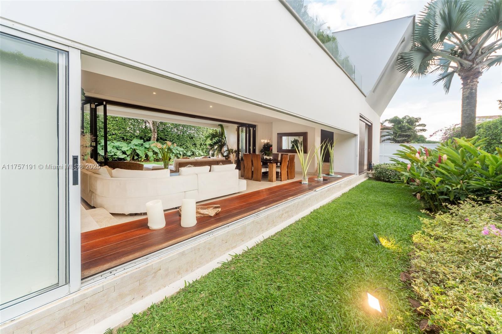 Carrera 142 N 18 A 80 Property Photo 8