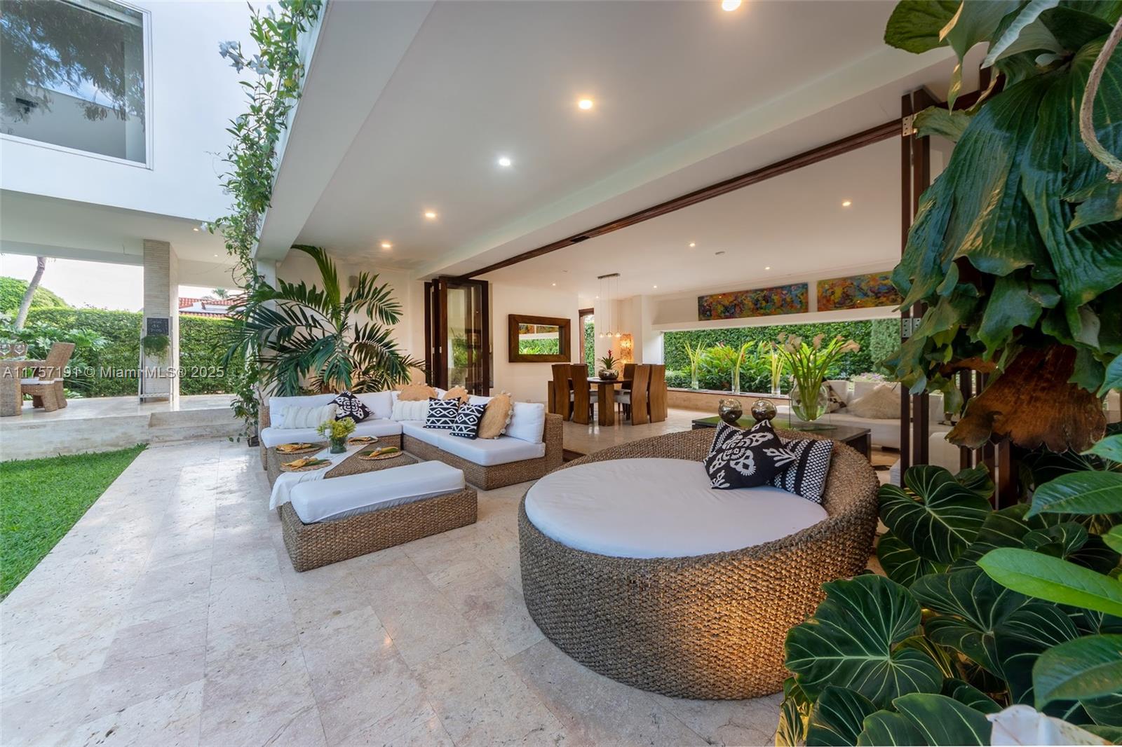 Carrera 142 N 18 A 80 Property Photo 11