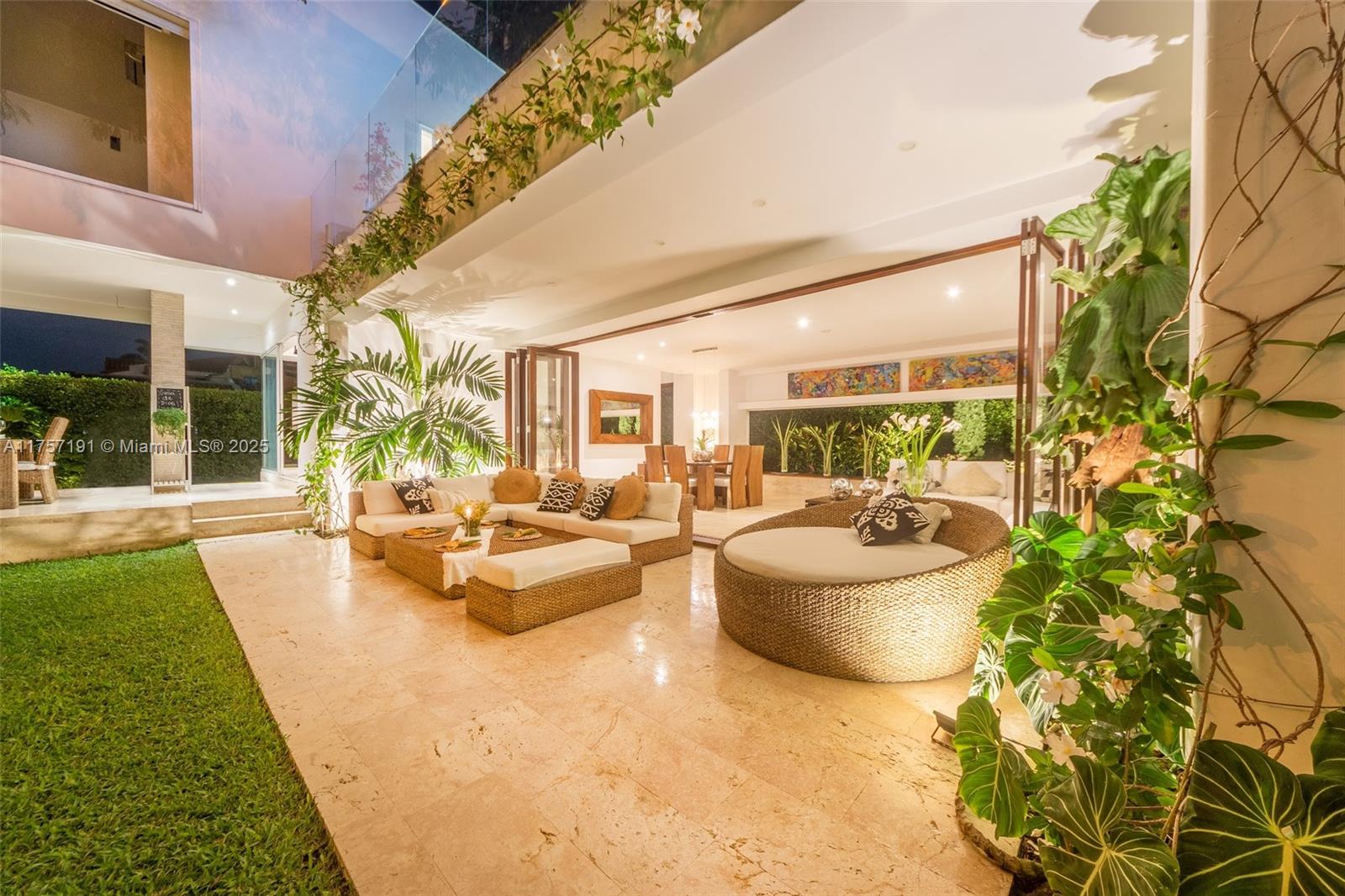 Carrera 142 N 18 A 80 Property Photo 12