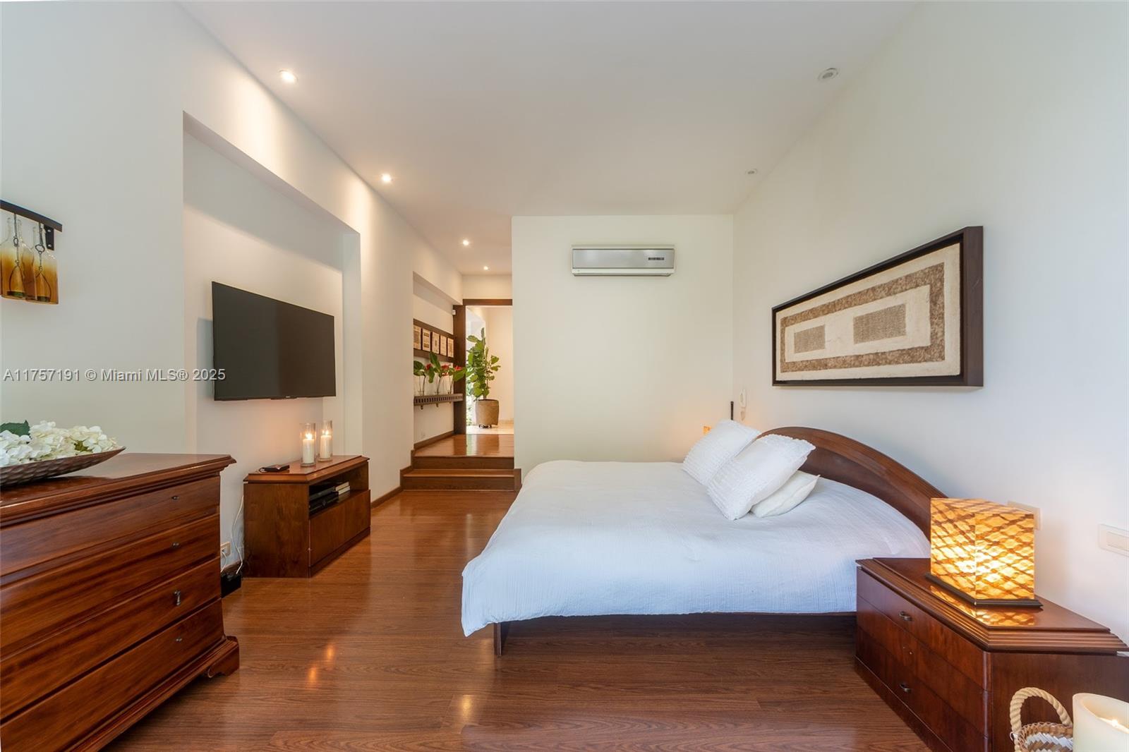 Carrera 142 N 18 A 80 Property Photo 16