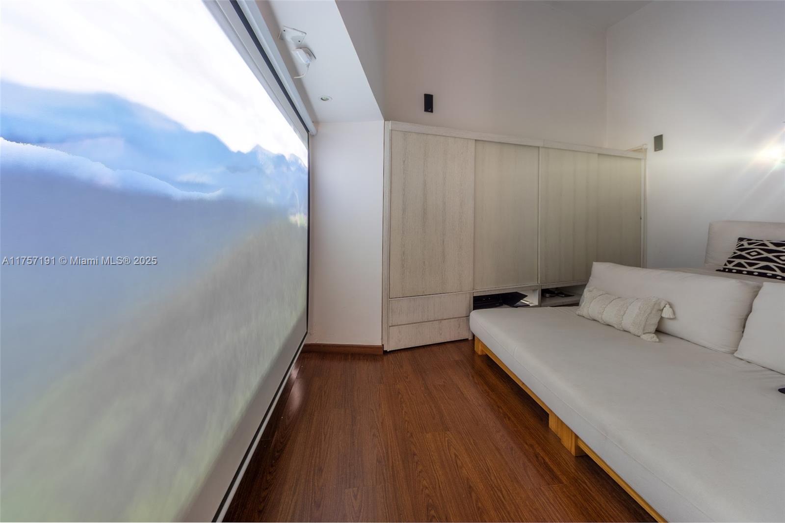 Carrera 142 N 18 A 80 Property Photo 20