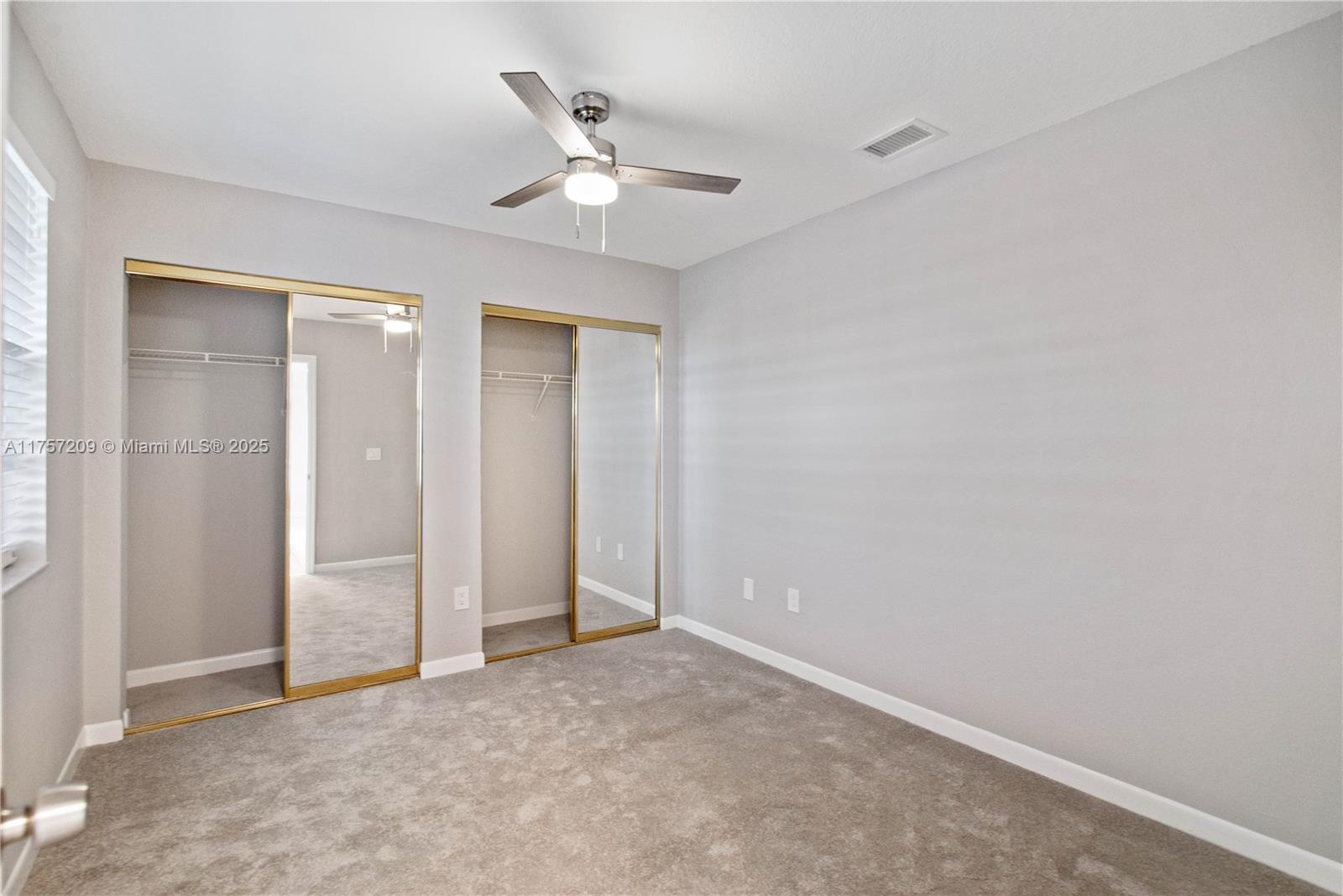 1197 Washington Cir 1197a Property Photo 6