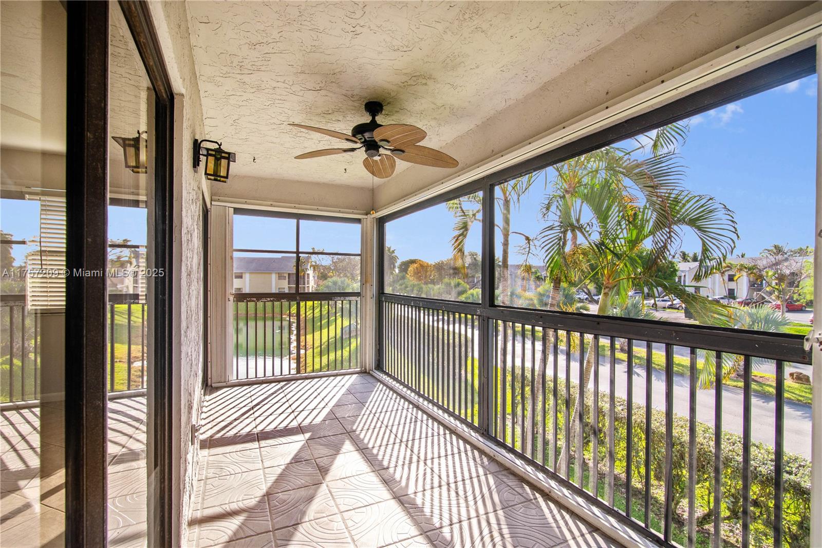 1197 Washington Cir 1197a Property Photo 15